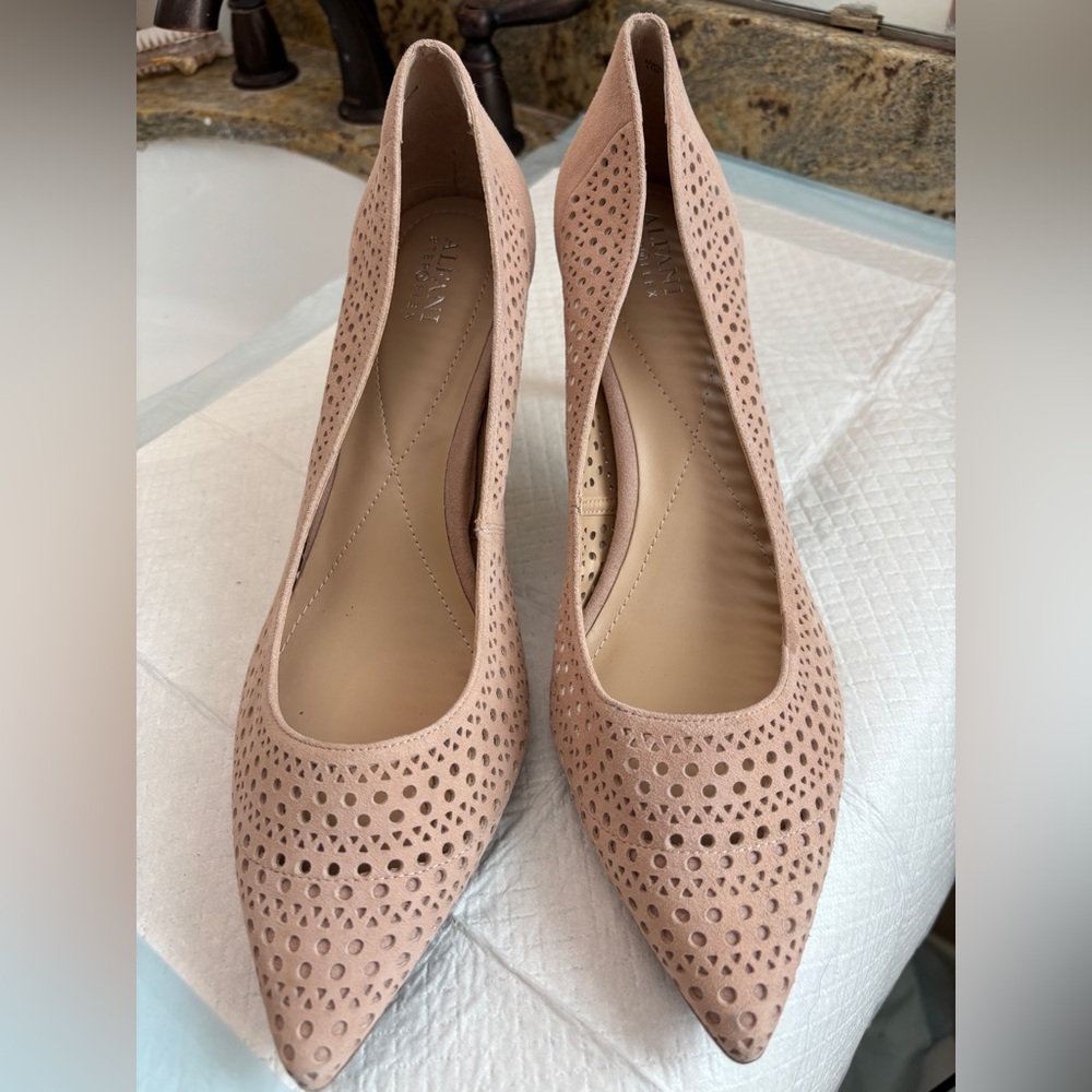 Alfani Jeules Blush Pink Pointed Toe Slip On Stilettos 3” Heel Women’s Size 11 - Picture 10 of 16